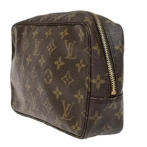 LOUIS VUITTON Trousse Toilette 23 Clutch Hand Bag Monogram Brown